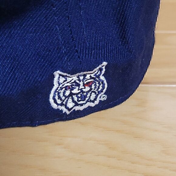 Vintage Arizona Wildcats 7 1/4 Fitted Hat Cap Blue Red White Zephyr - Picture 5 of 10